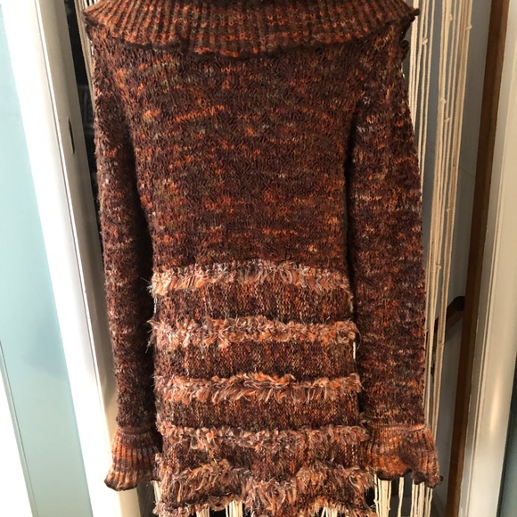 Long Sweater - Picture 2 of 4